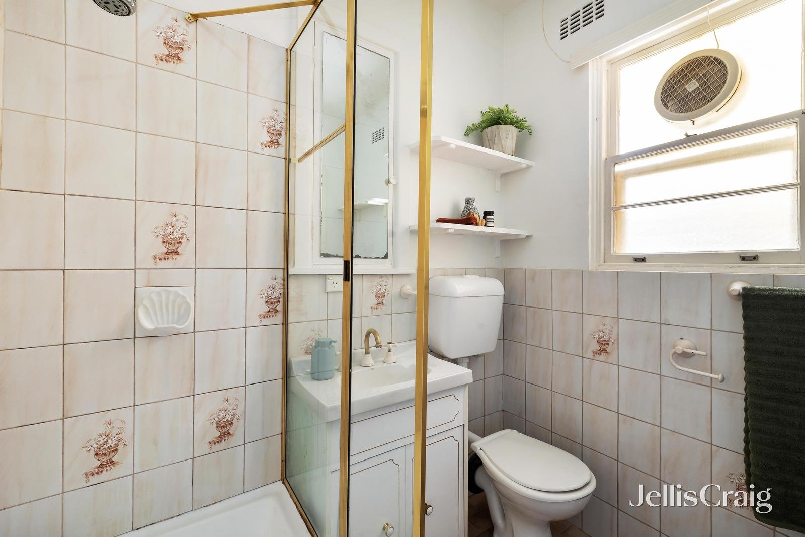 2/169 Ormond Road, Elwood image 3