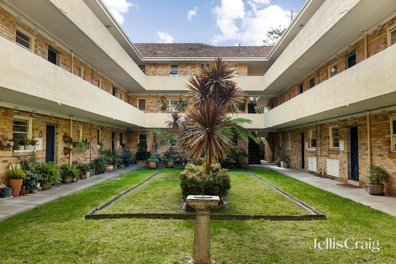 2/169 Ormond Road, Elwood image 4