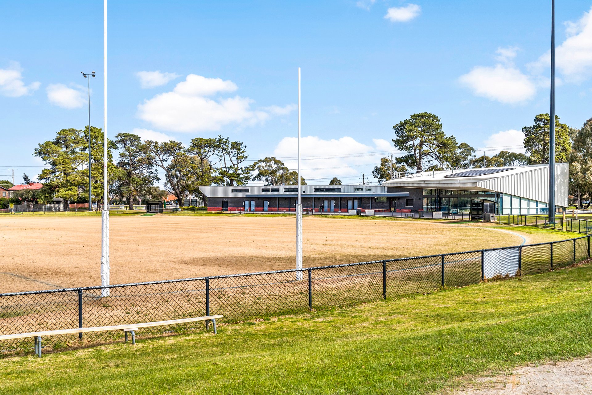 217-221 Nepean Highway Parkdale