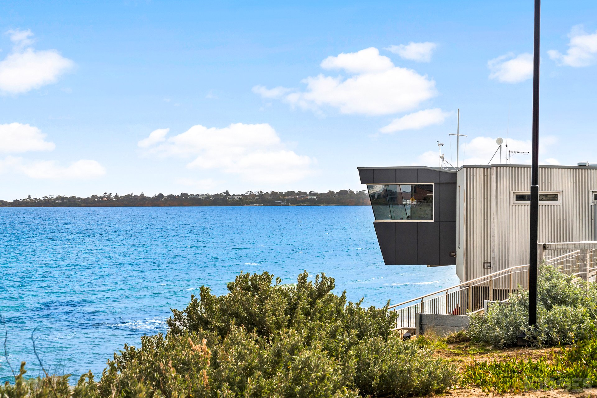 217-221 Nepean Highway Parkdale