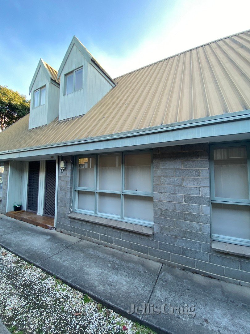 2/17 Barkly Street, Brunswick East image 9