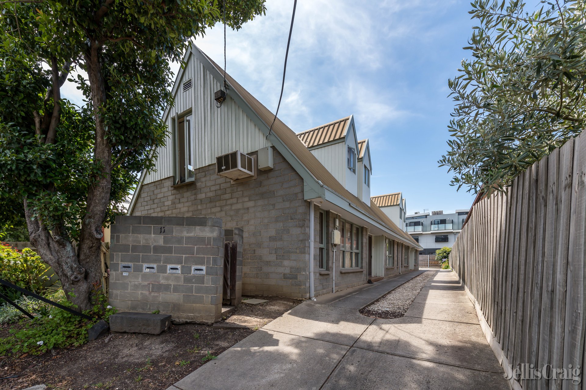 2/17 Barkly Street, Brunswick East image 10