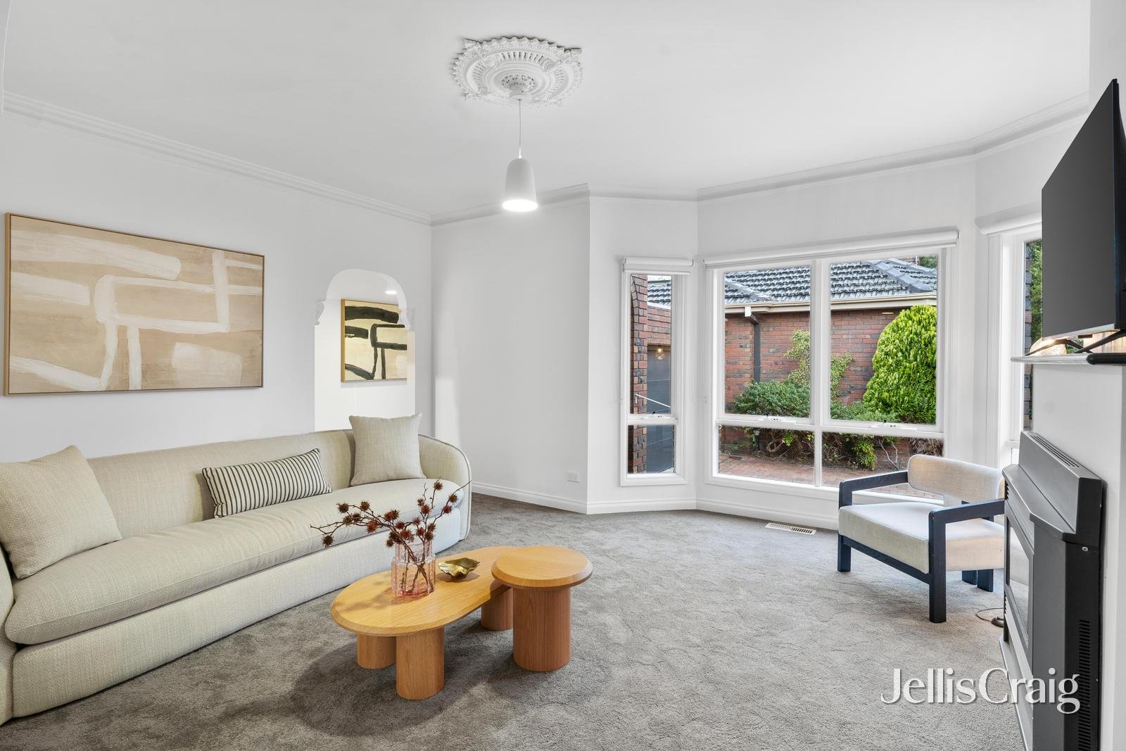 2/17 Belgrove Avenue, Balwyn image 2