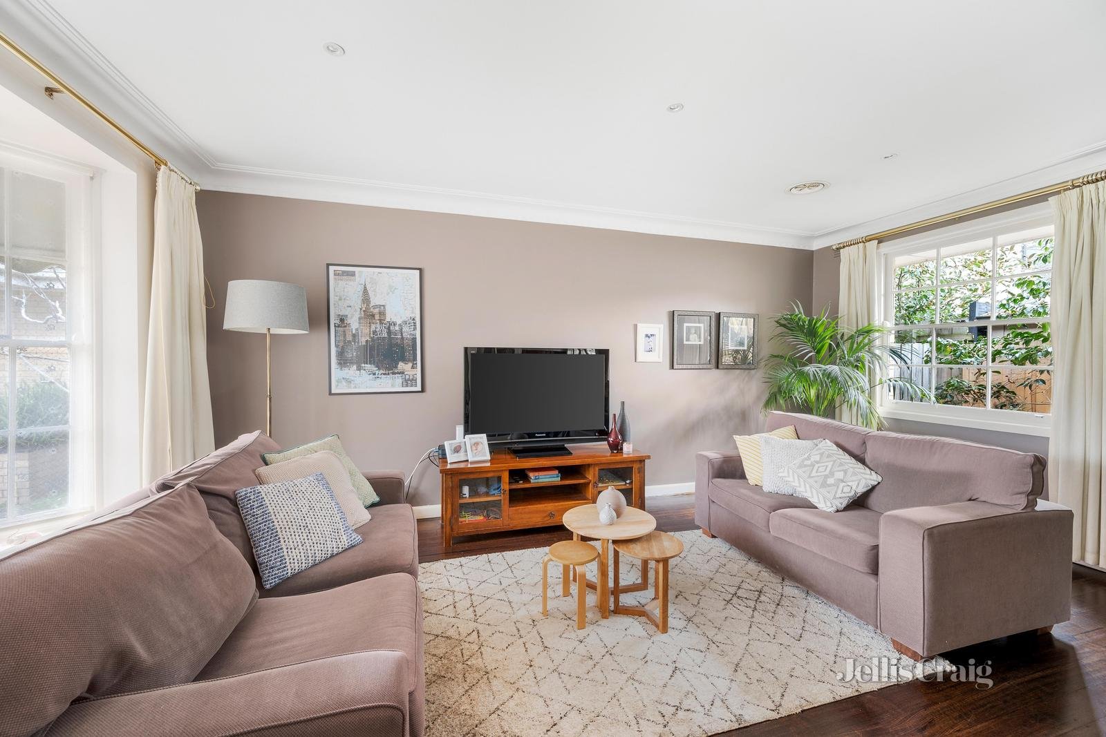 2/17 Belmore Road, Balwyn North image 2