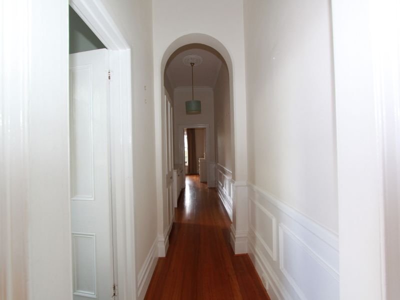 Property Gallery Thumbnail 7