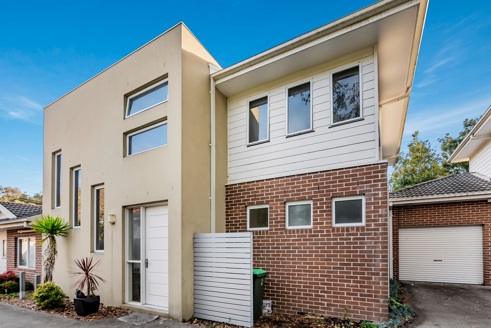 2/17 Central Avenue, Croydon South image 1