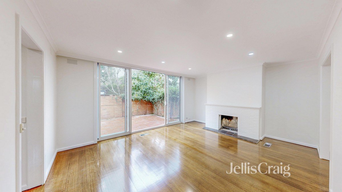 2/17 Como Avenue, South&nbsp;Yarra image 2