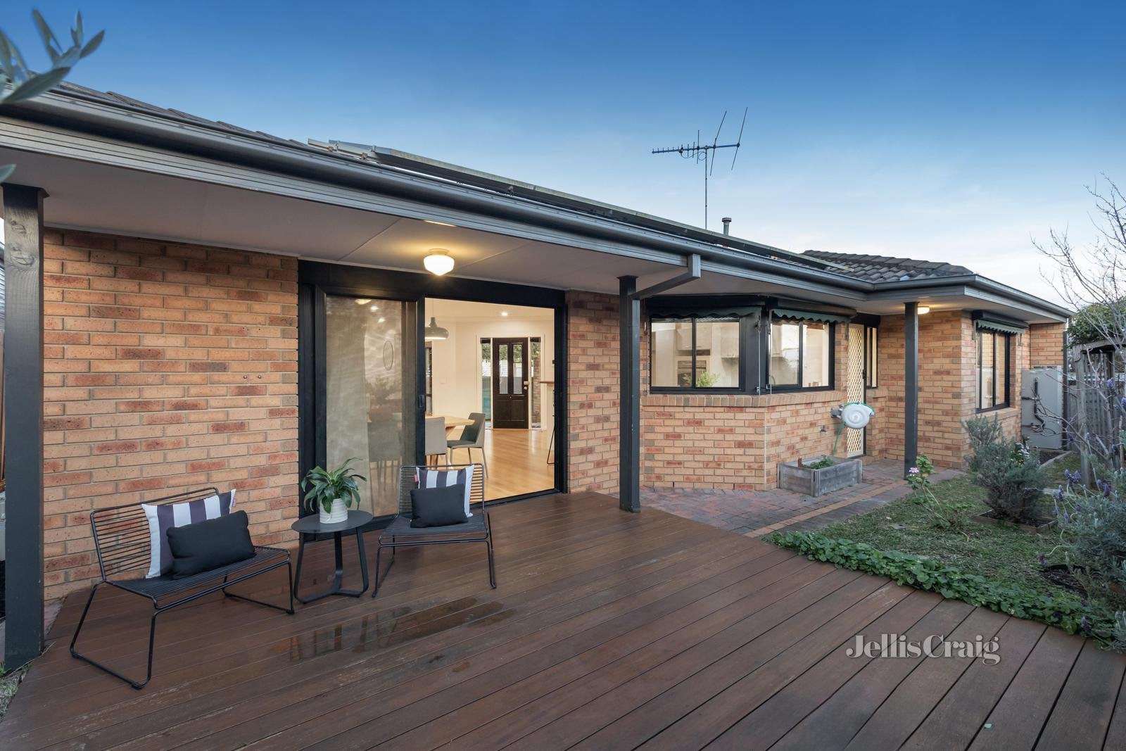 2/17 Connie Street, Bentleigh East image 11