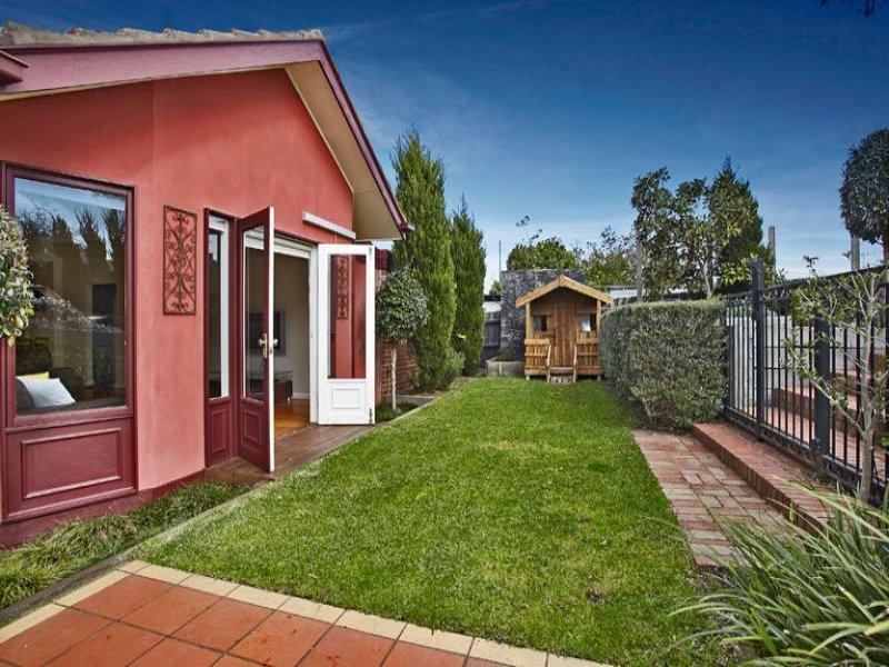 217 Elgar Road, Surrey Hills image 10