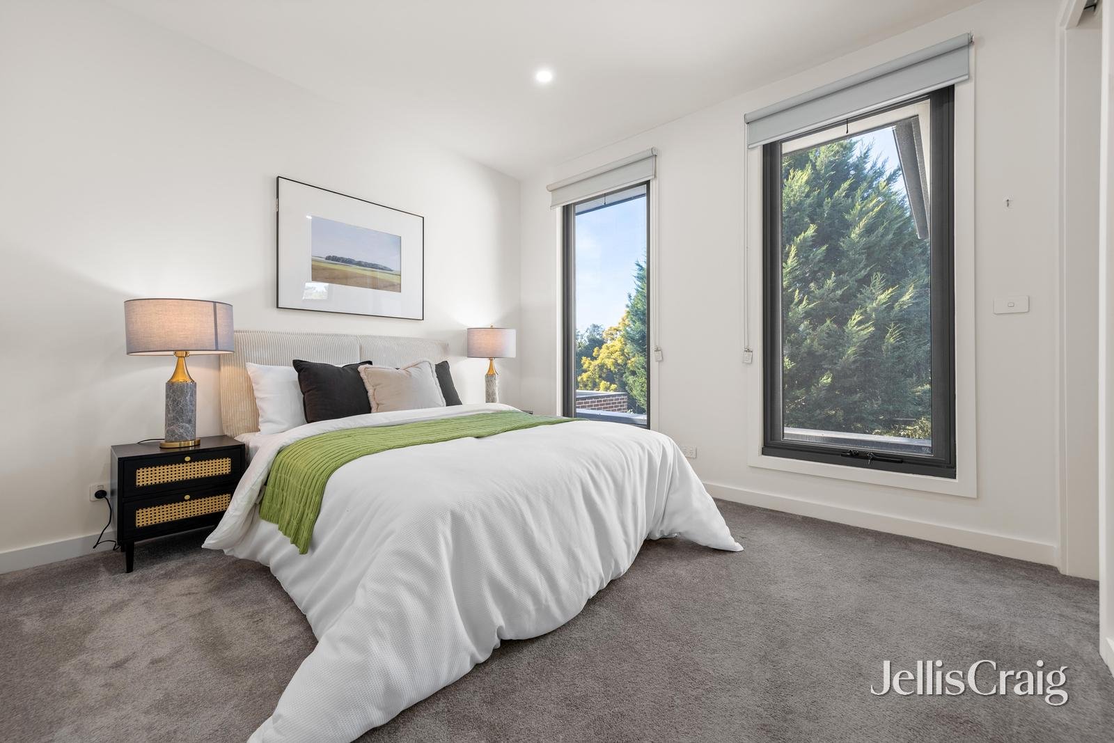 2/17 Elmhurst Road, Blackburn image 10