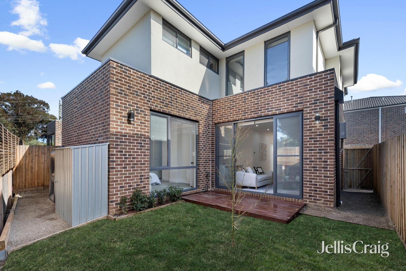 2/17 Elmhurst Road, Blackburn image 16