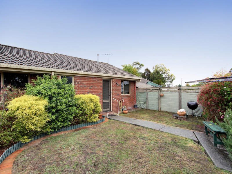 2/17 Ervin Road, Kilsyth image 3