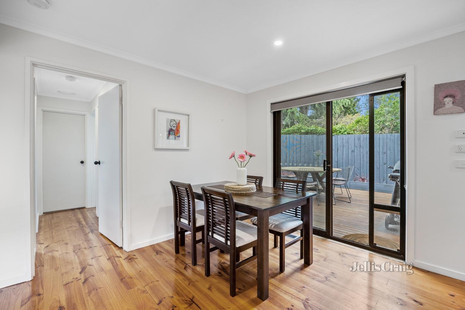 2/17 French Street, Mount Waverley image 7