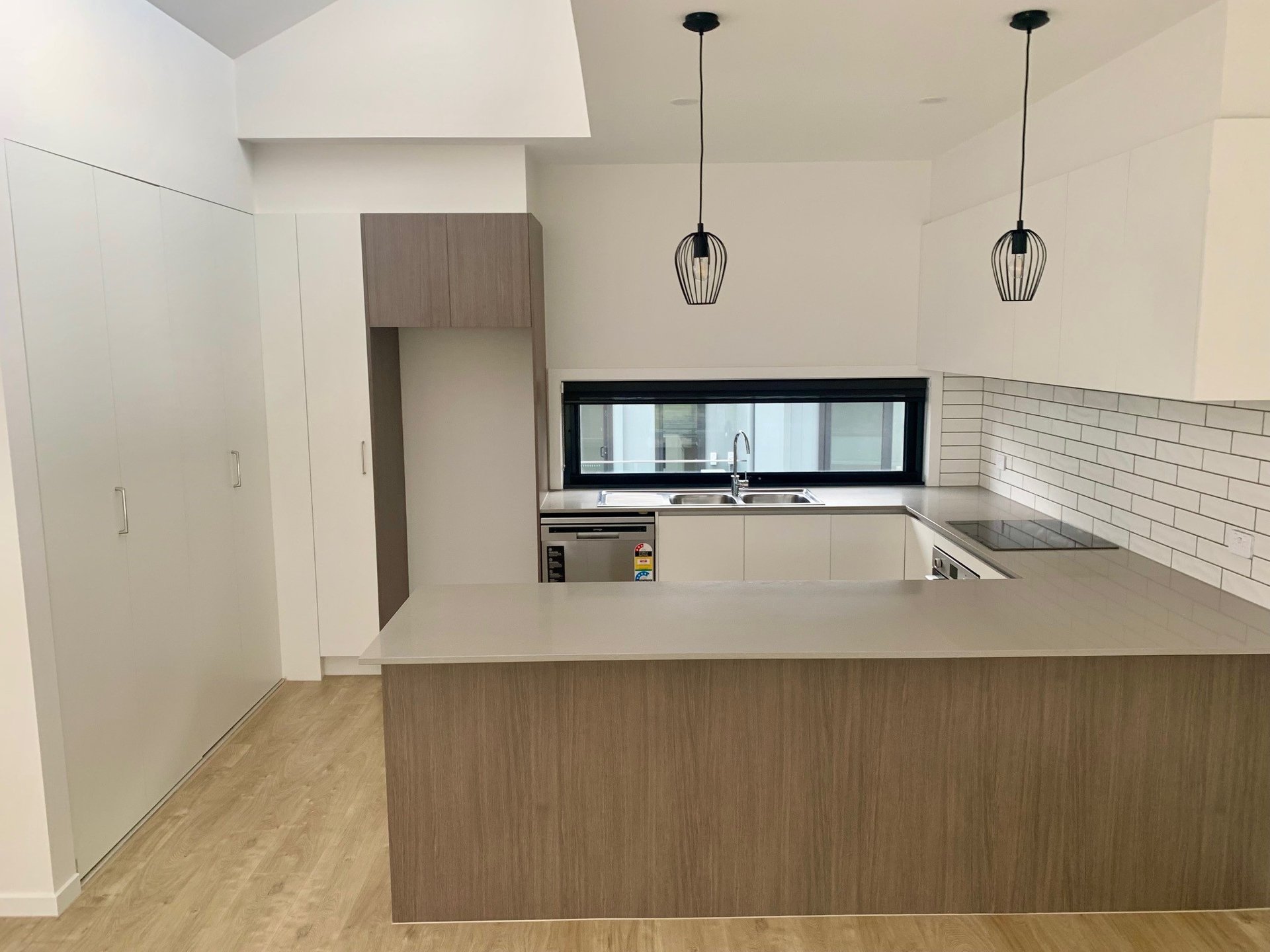 2/17 Gardiner Street, Lilydale image 5