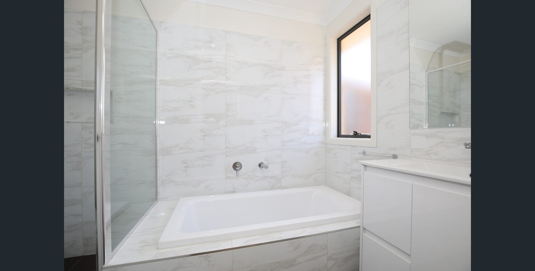 2/17 Greendale Road, Doncaster&nbsp;East image 4