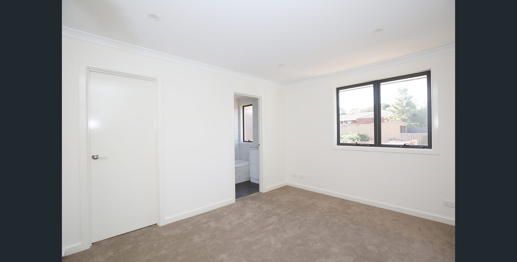 2/17 Greendale Road, Doncaster&nbsp;East image 7