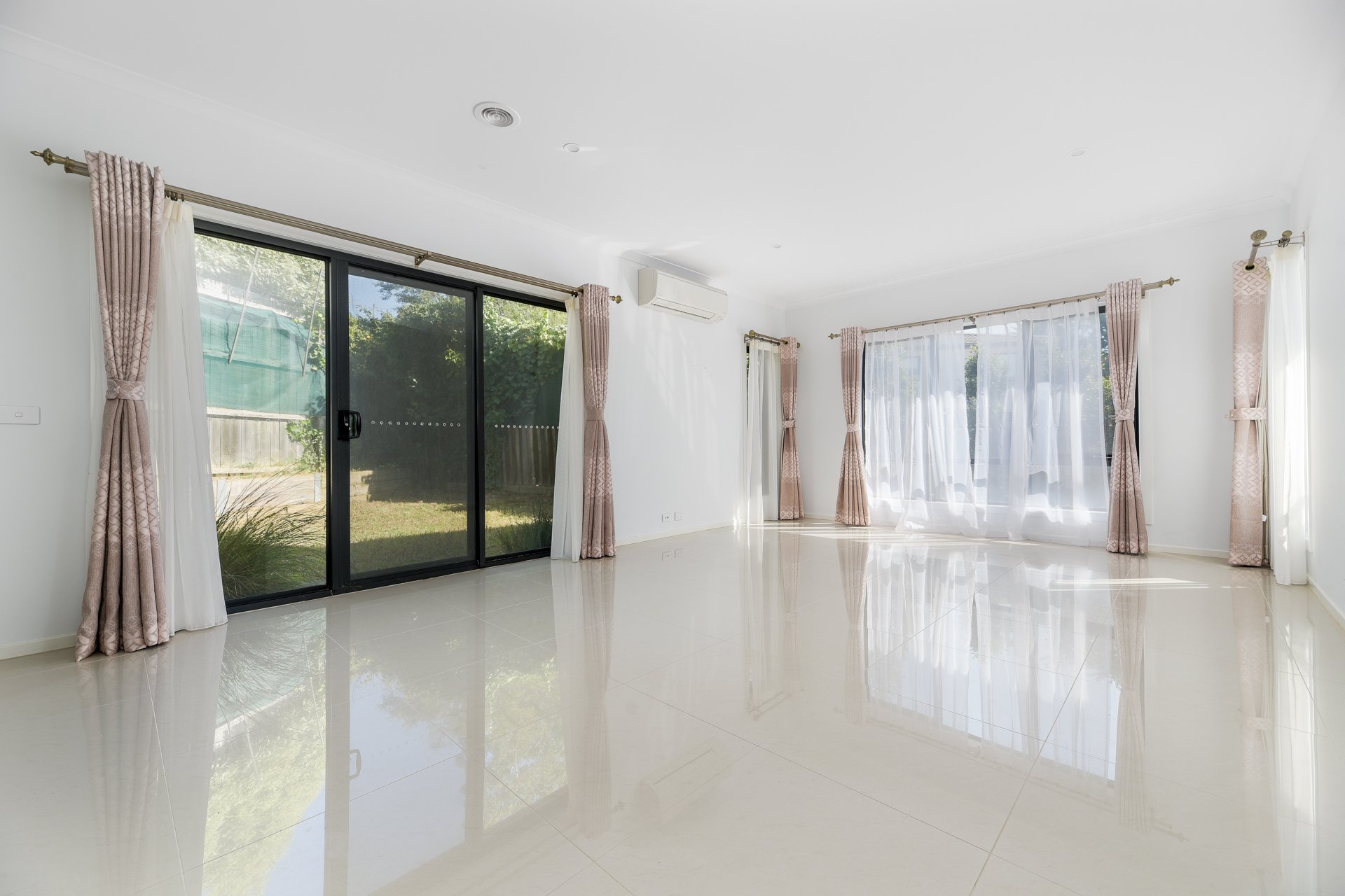 2/17 Ingleside Crescent, Glen Waverley image 3