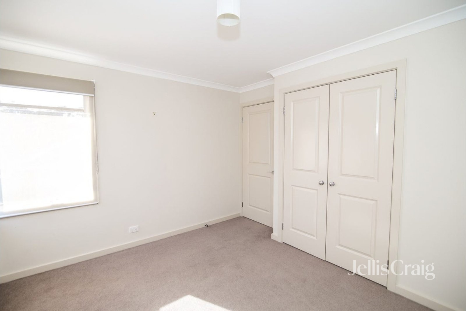 217 Mountain View Rd, Greensborough image 10