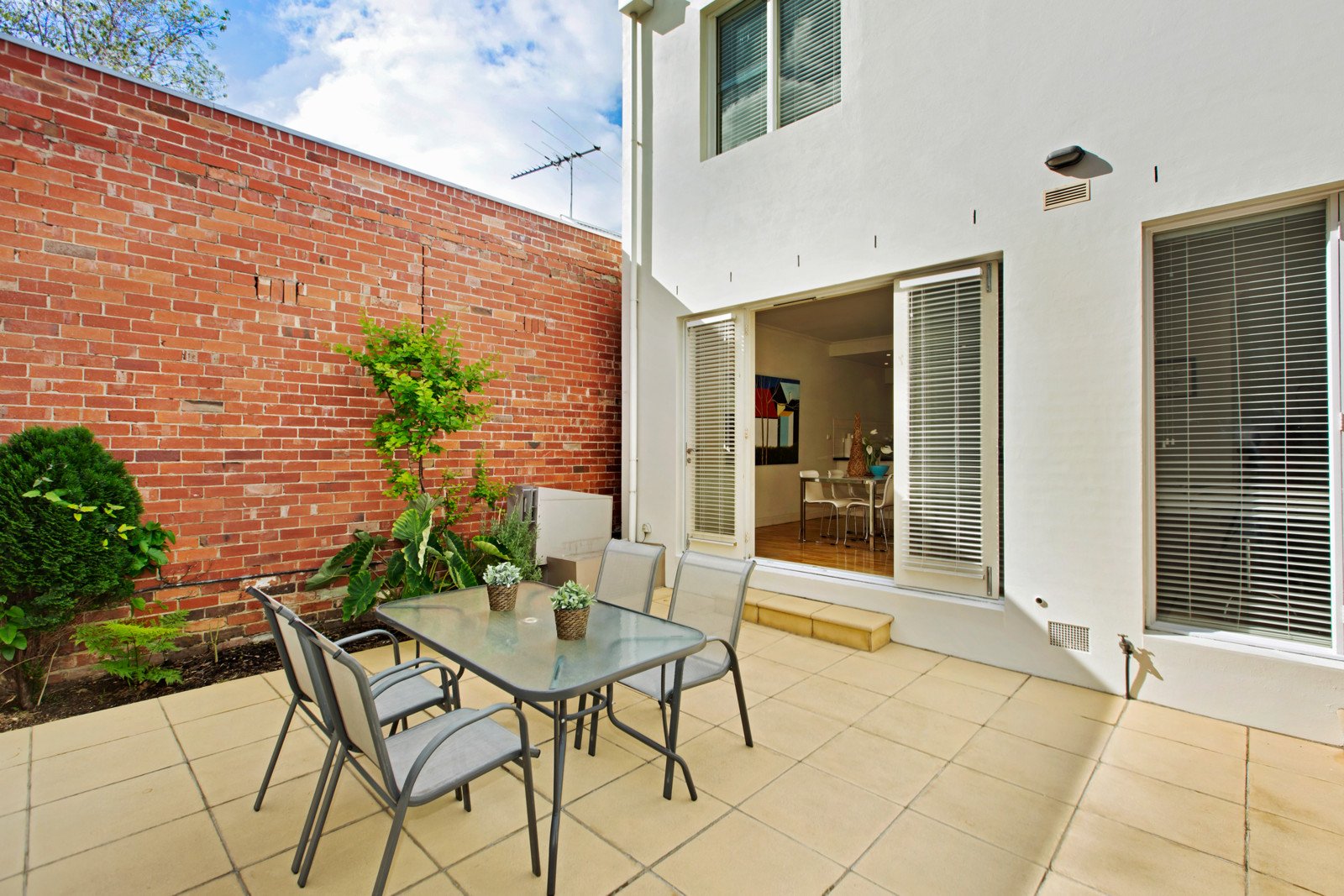 2/17 Nicholson Street, South Yarra image 5