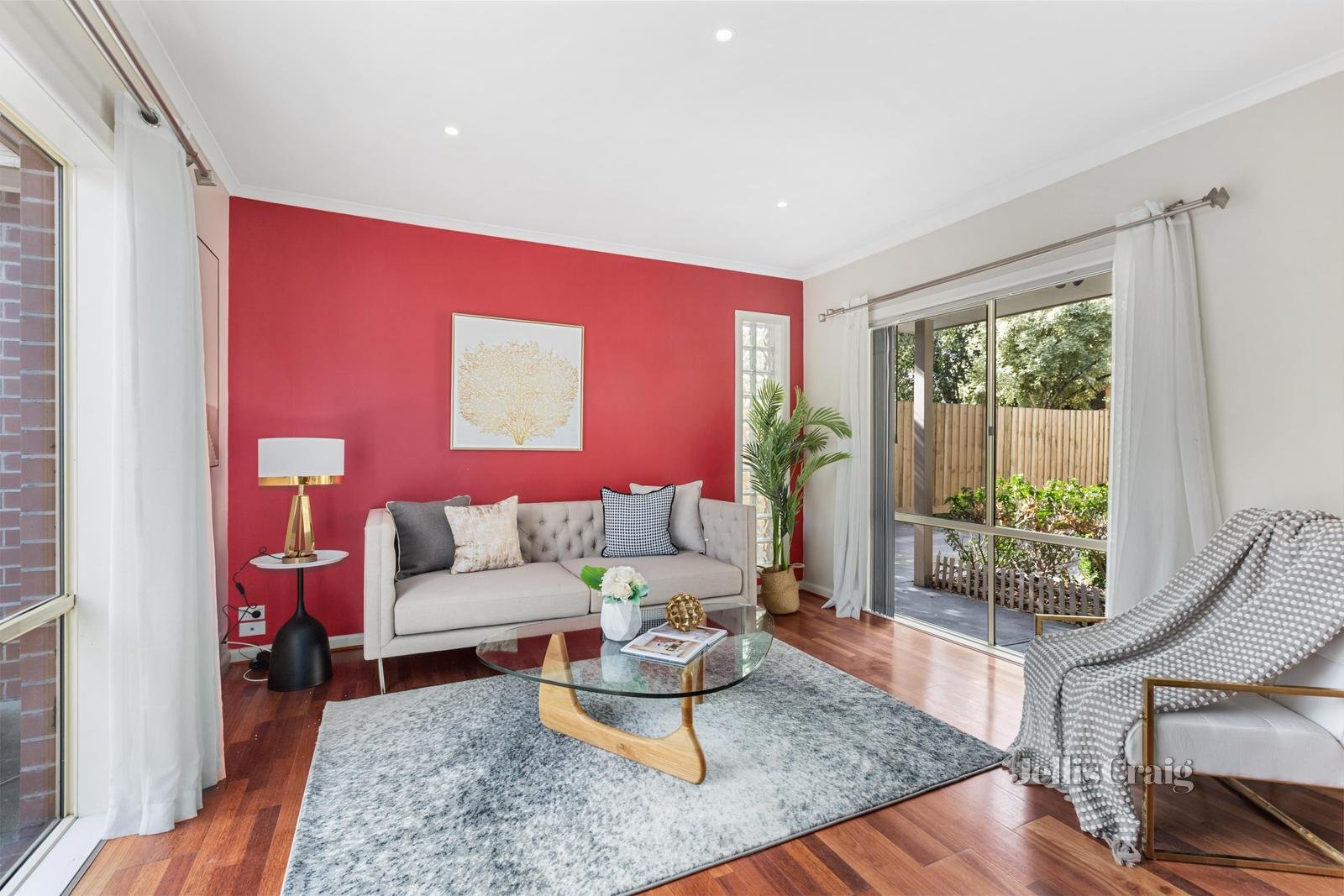 2/17 Pamela Street, Mount Waverley image 2