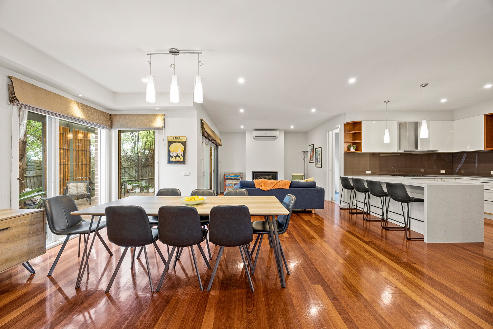 2/17 Park Road, Donvale image 2