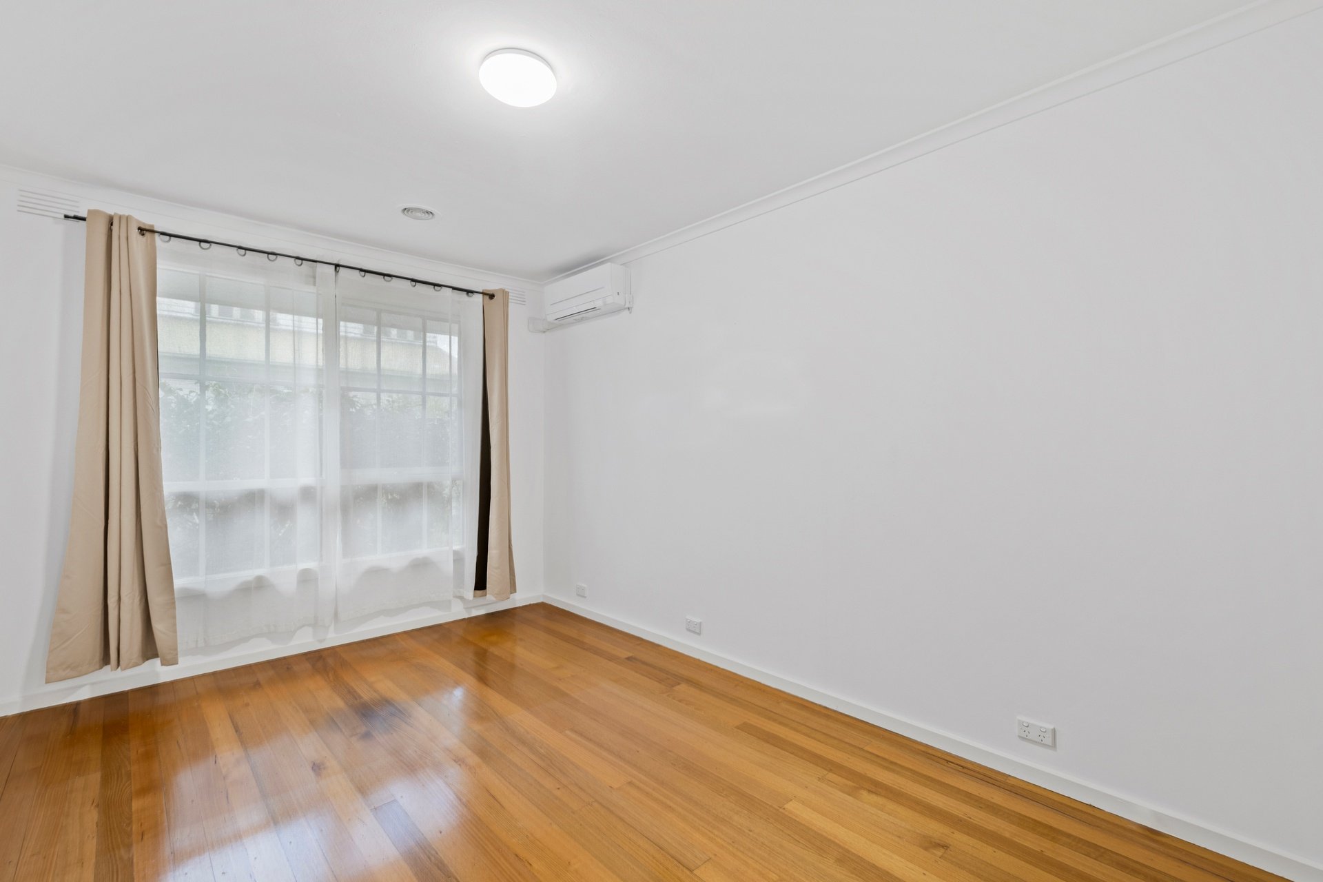2/17 Percy Street, Mitcham image 6