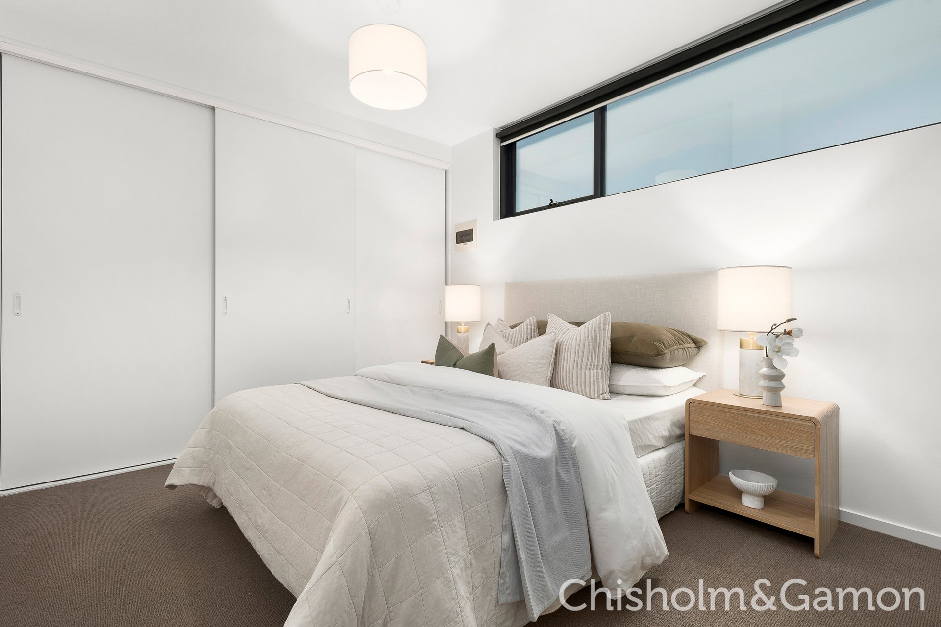 2/17 Pine Avenue, Elwood image 6
