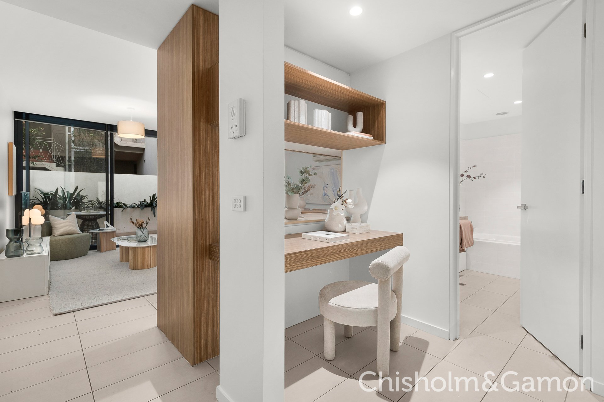 2/17 Pine Avenue, Elwood image 7