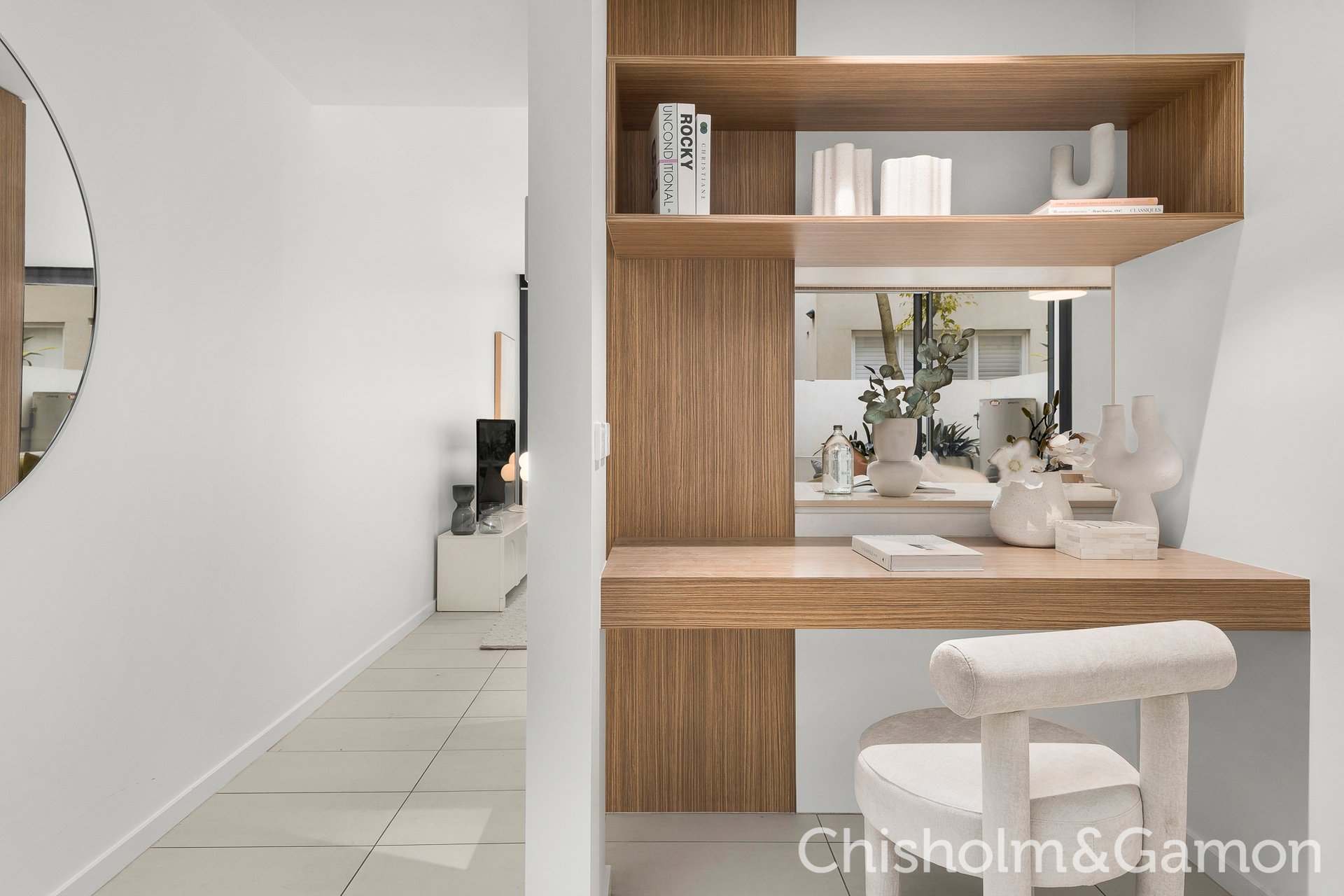 2/17 Pine Avenue, Elwood image 8