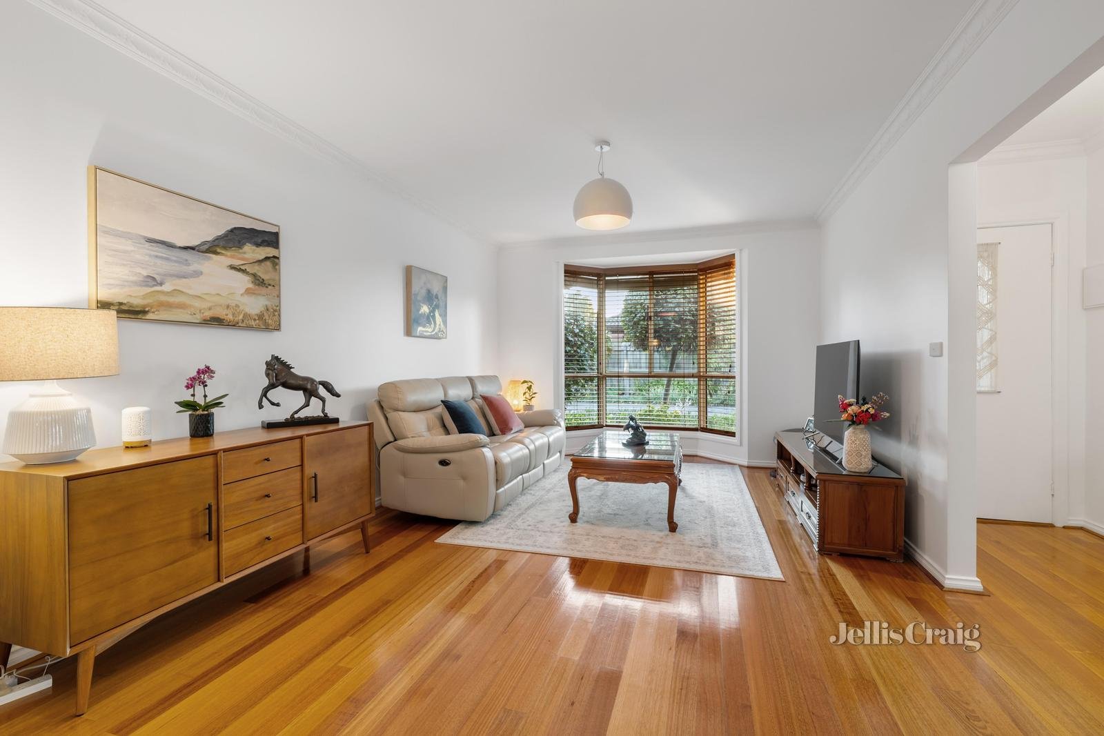 2/17 Quarry Road, Mitcham image 3