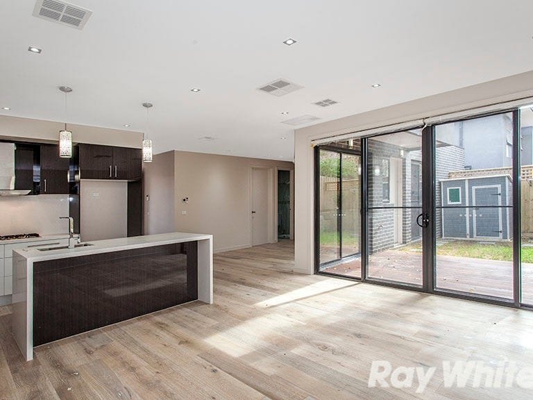 Property Gallery Thumbnail 4