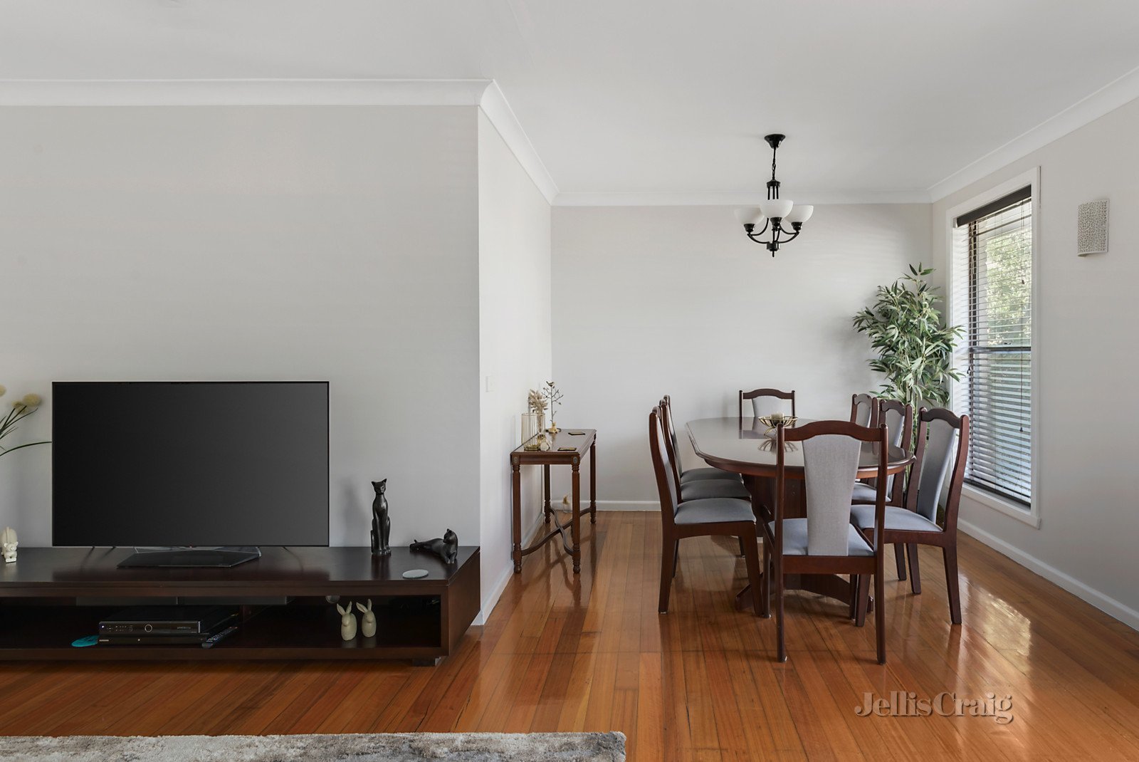 217 St Helena Road, Greensborough image 6