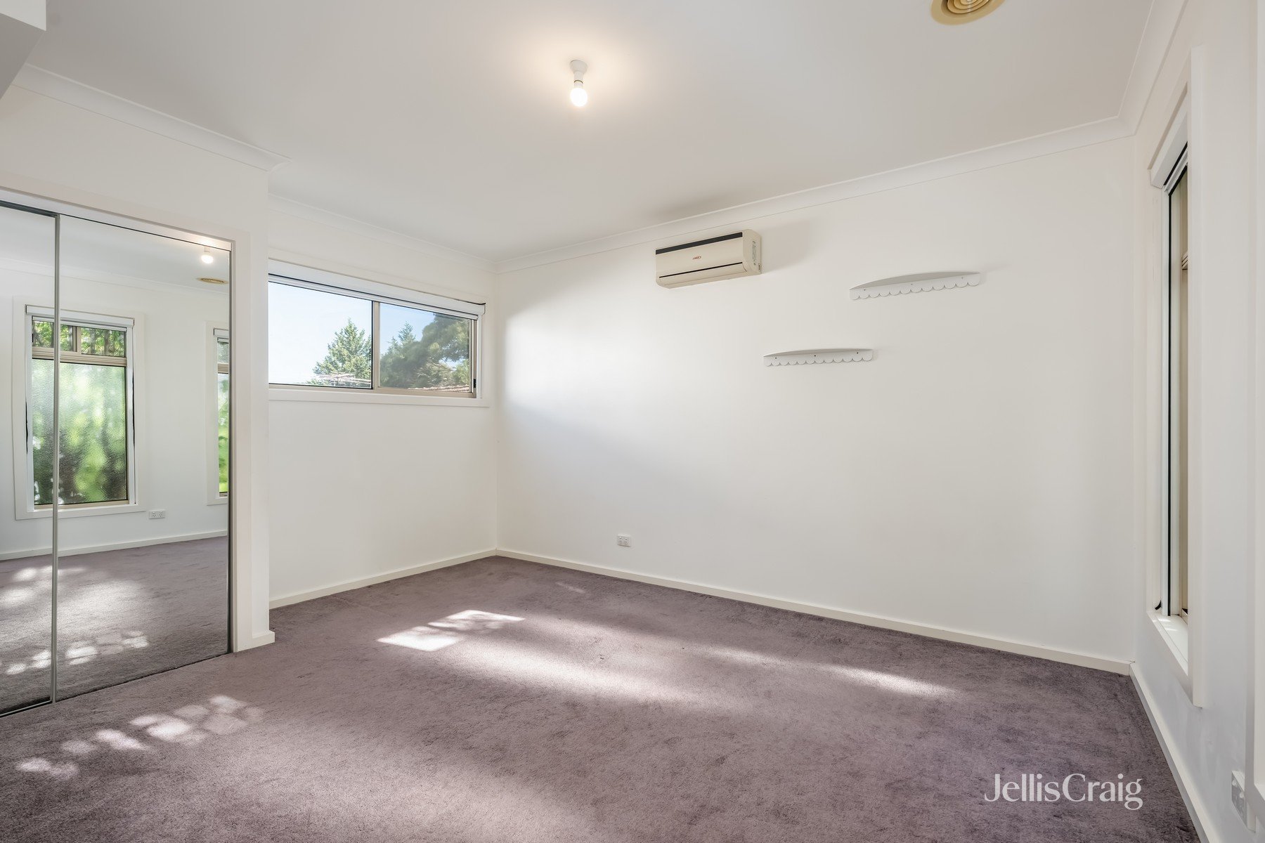 2/17 Sussex Street, Preston image 5