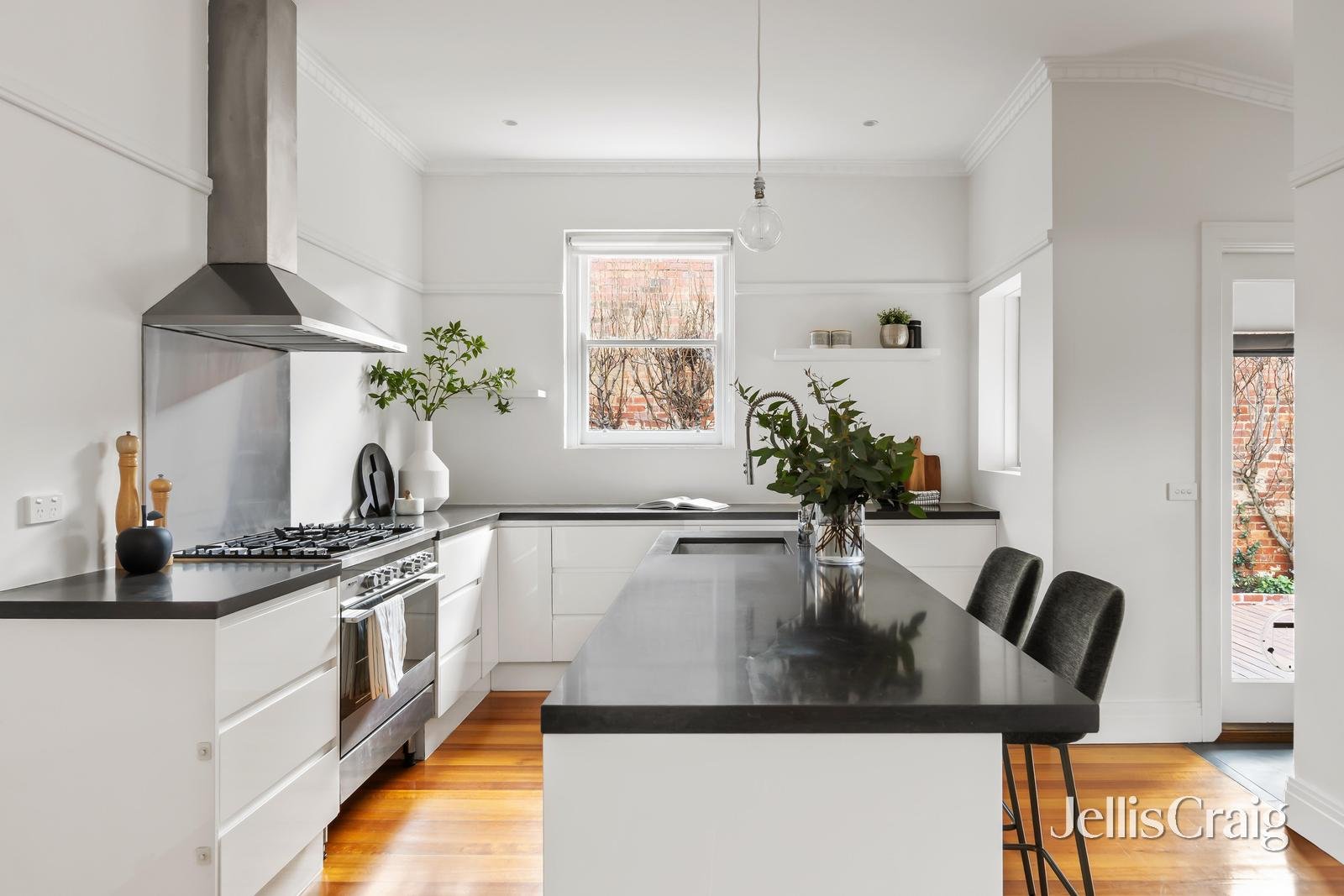 217 Waverley Road, Malvern&nbsp;East image 5