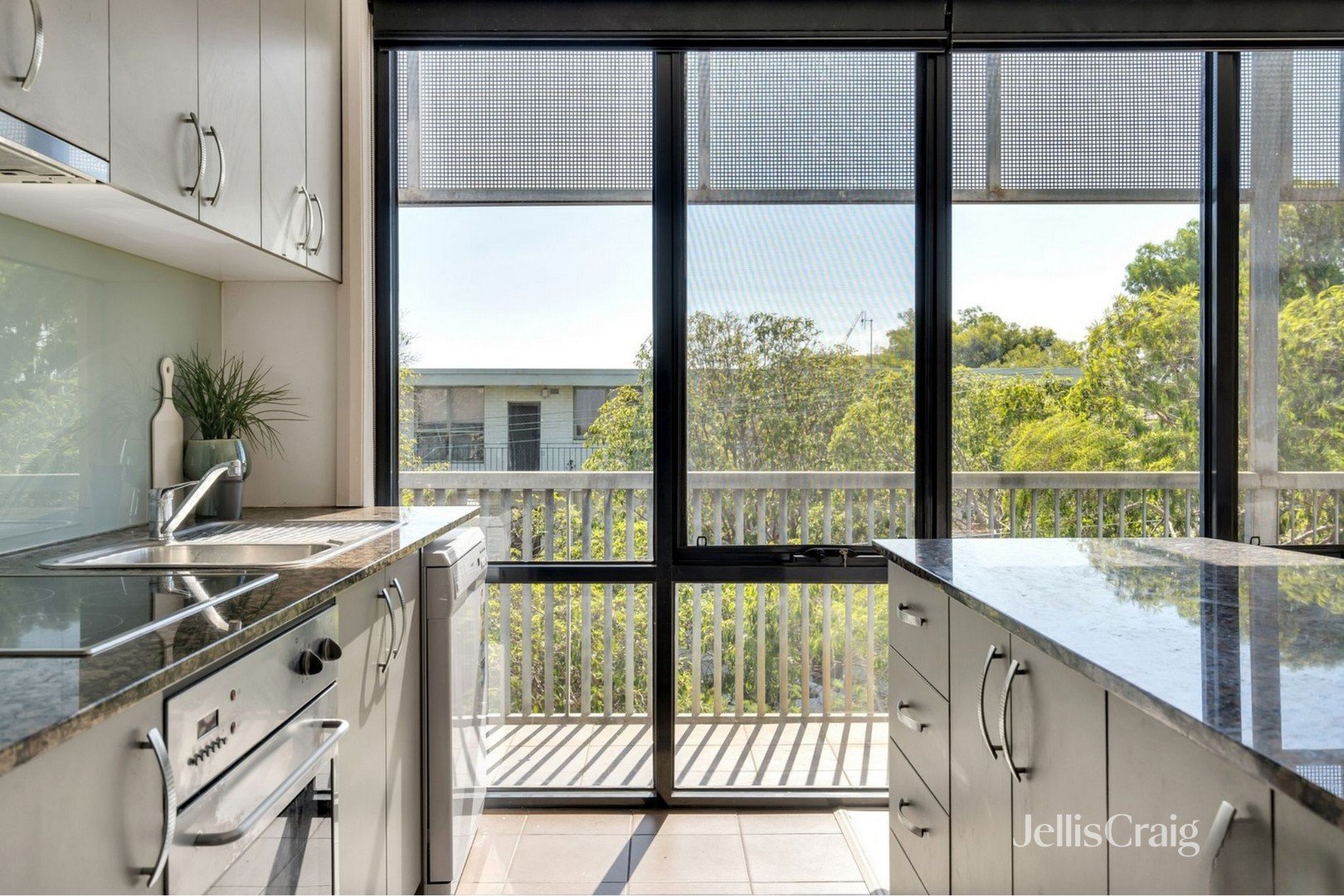 21/70-74 Brunswick Road, Brunswick image 5