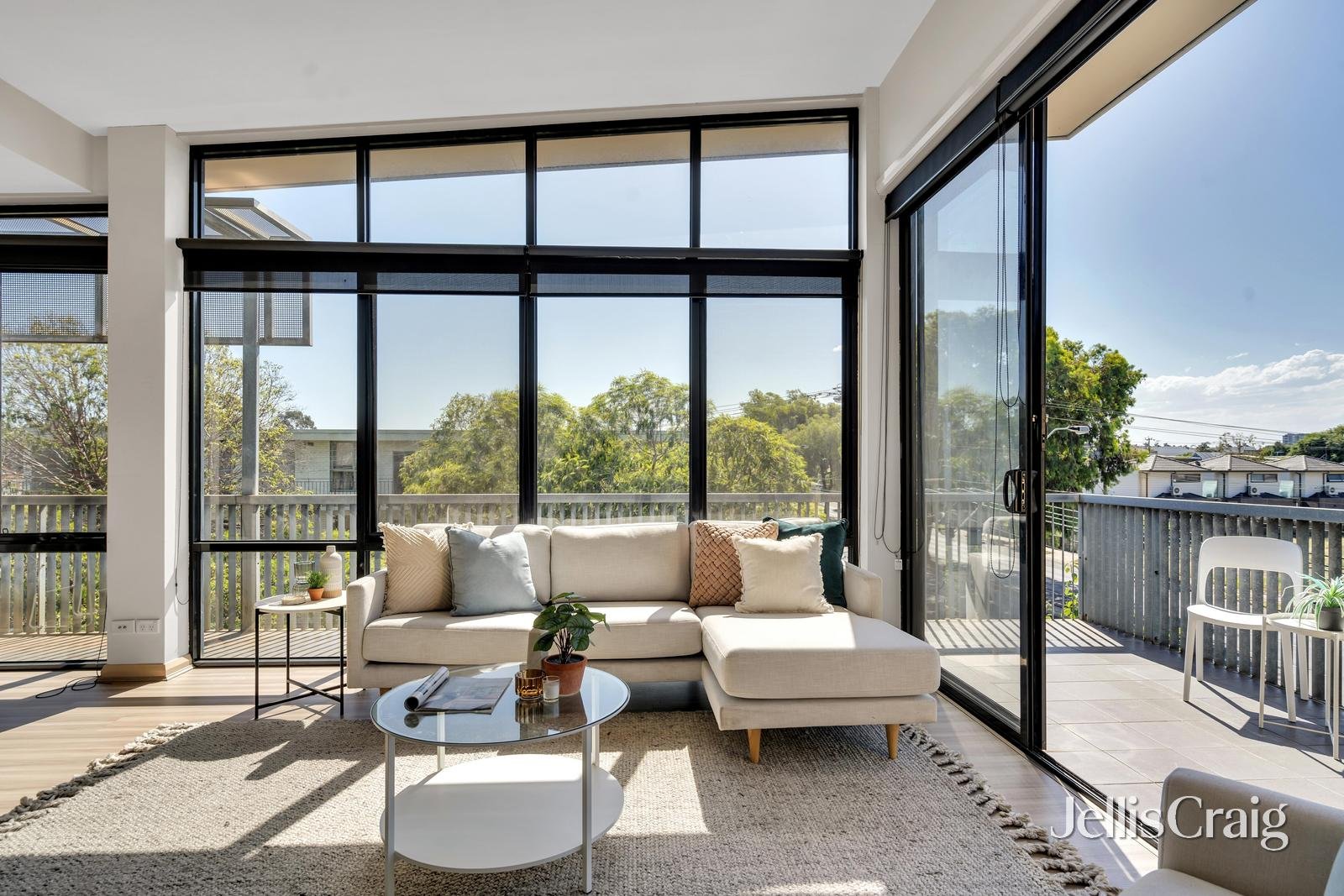 21/70-74 Brunswick Road, Brunswick image 2