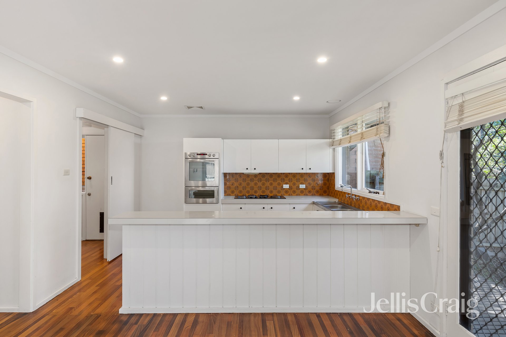 2/174 Waiora Rd, Rosanna image 5