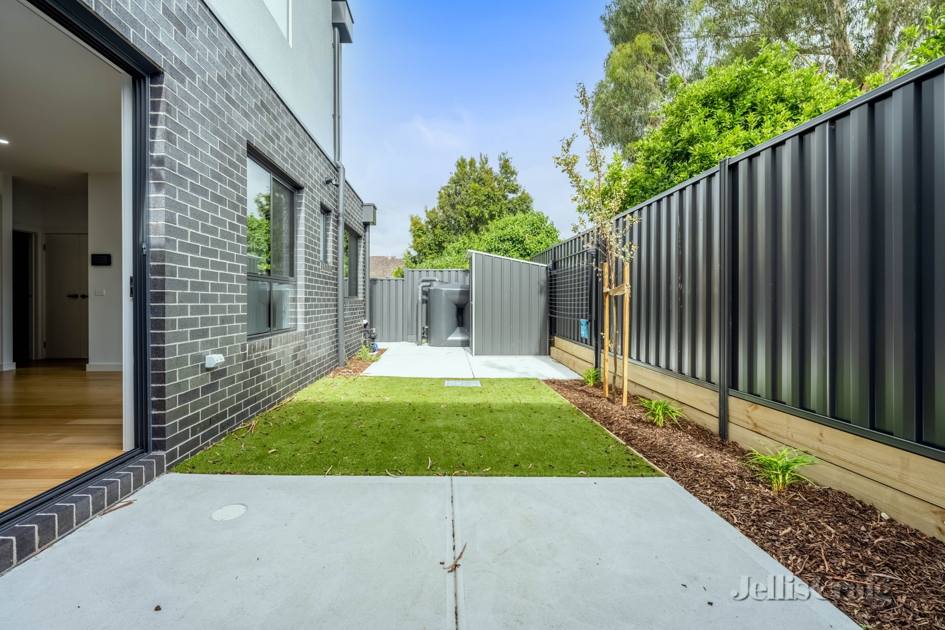 2/175 Collins Street, Thornbury image 6