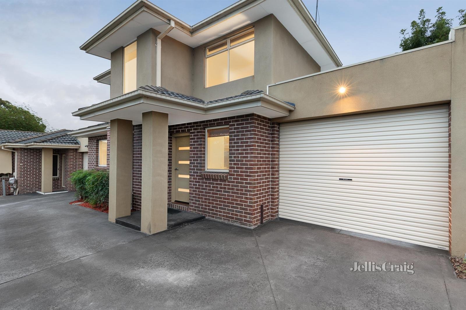 2/175 Henry Street, Greensborough image 1