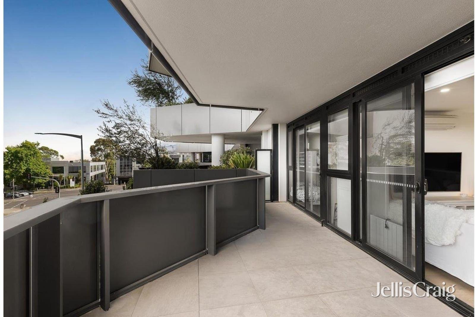 217/600 Doncaster Road, Doncaster image 9