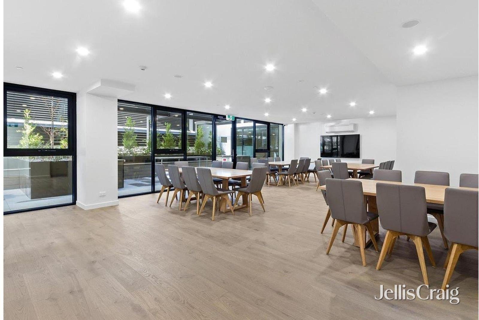 217/600 Doncaster Road, Doncaster image 15