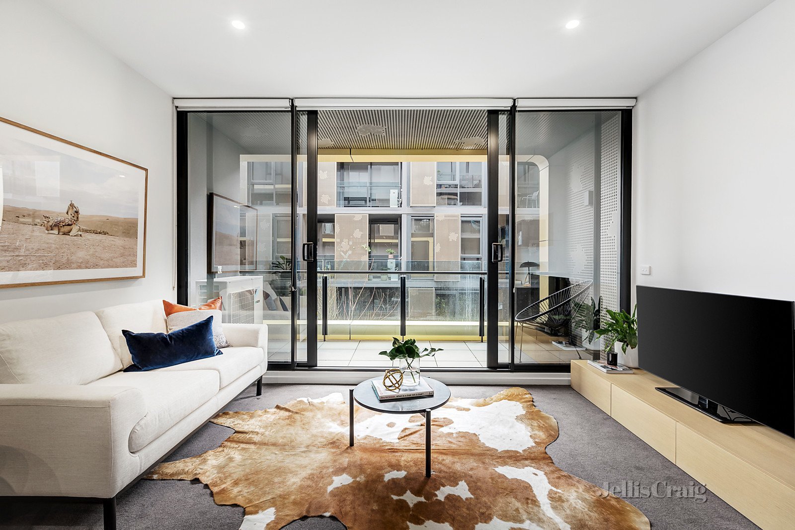 217/68 Leveson Street, North Melbourne image 3