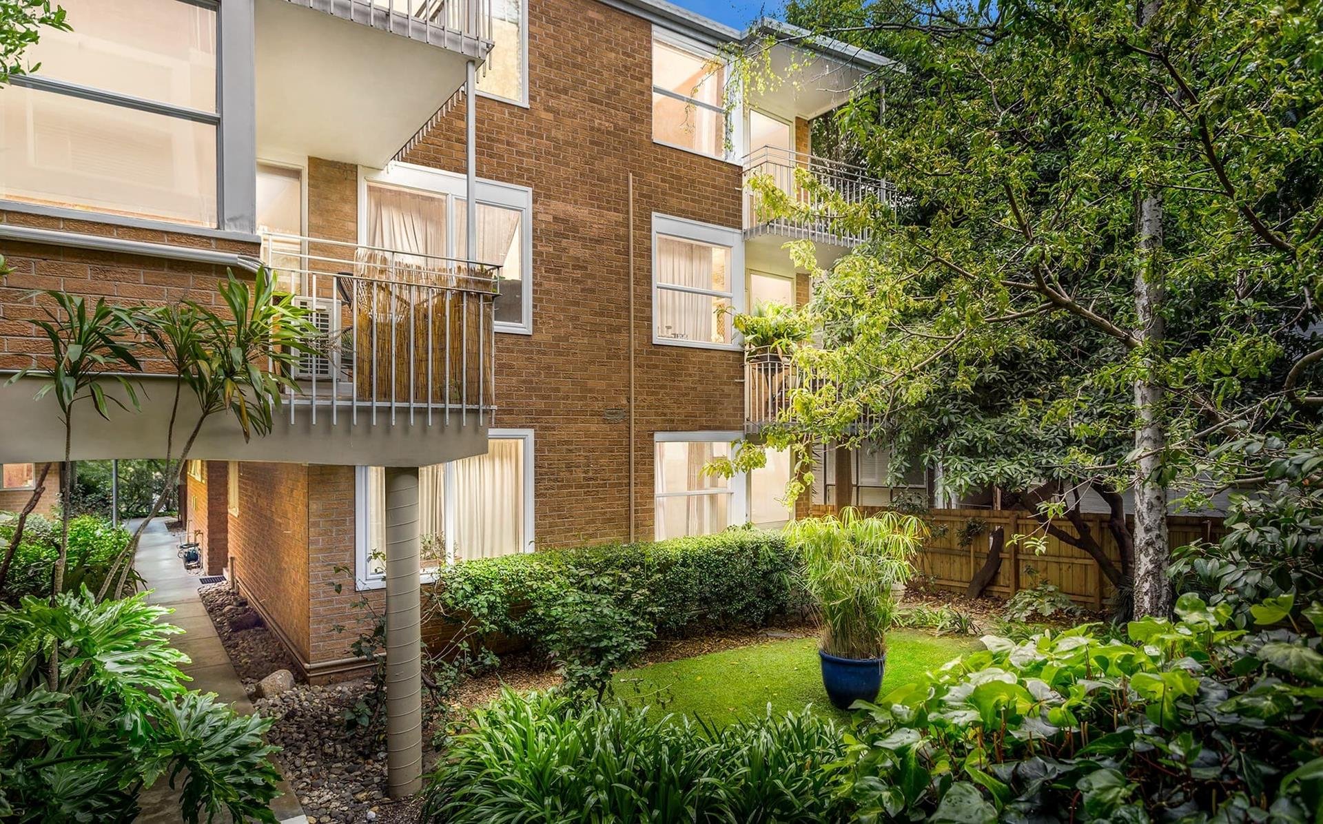 2/177 Power Street, Hawthorn image 8