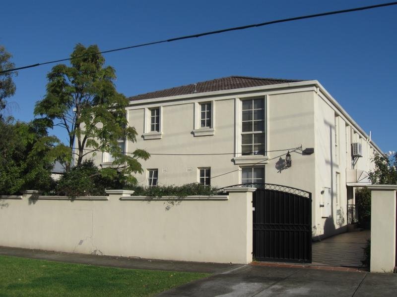 2/178 Gillies Street, FAIRFIELD VIC 3078