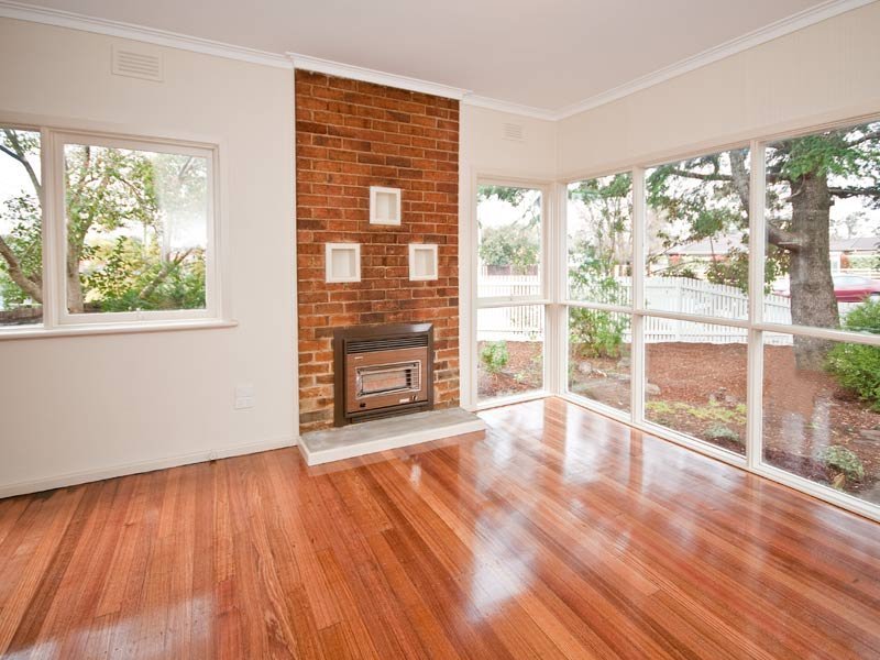 218 Blackburn Road, Blackburn image 3
