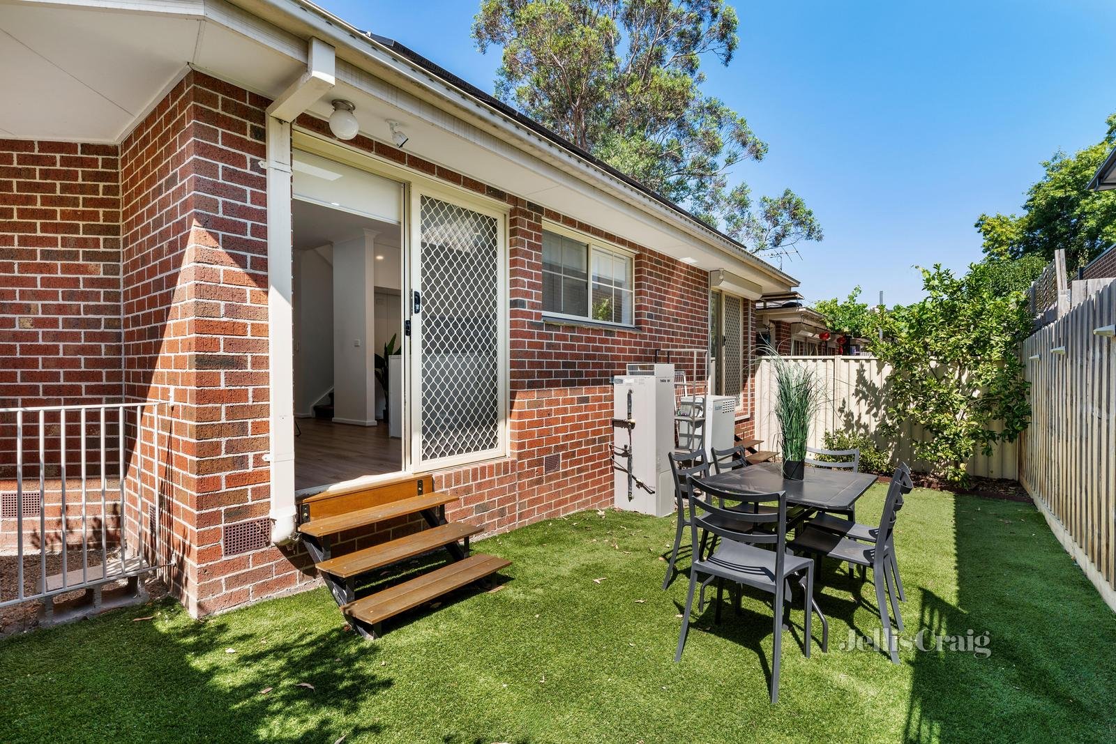 2/18 Cadorna Street, Box Hill South image 8