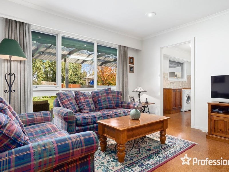 218 Cambridge Road, Kilsyth image 7