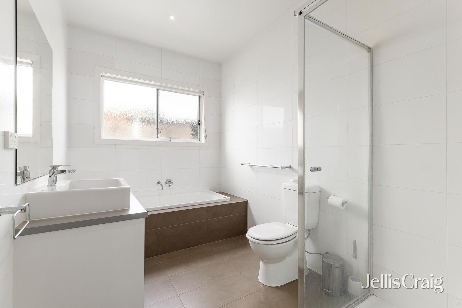 2/18 Cherry Avenue, Altona North image 7