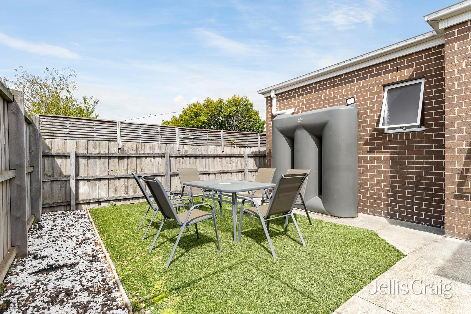 2/18 Cherry Avenue, Altona North image 10