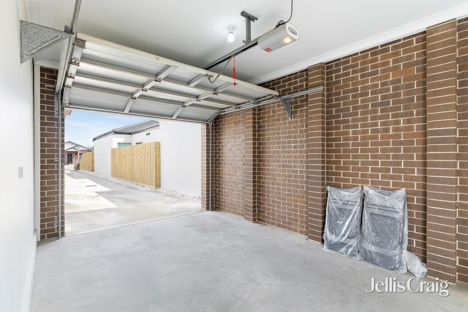 2/18 Cherry Avenue, Altona North image 11